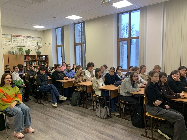 УРОК МУЖЕСТВА. ВСТРЕЧА С ГЕРОЯМИ