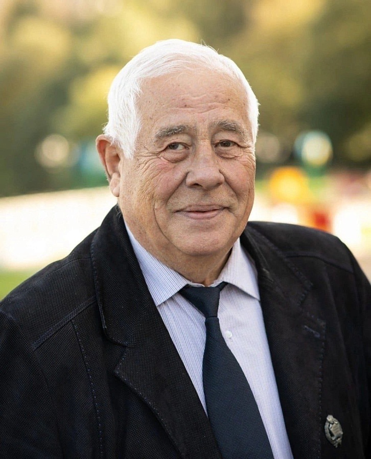 УШЁЛ ИЗ ЖИЗНИ В.В.БАККЕ