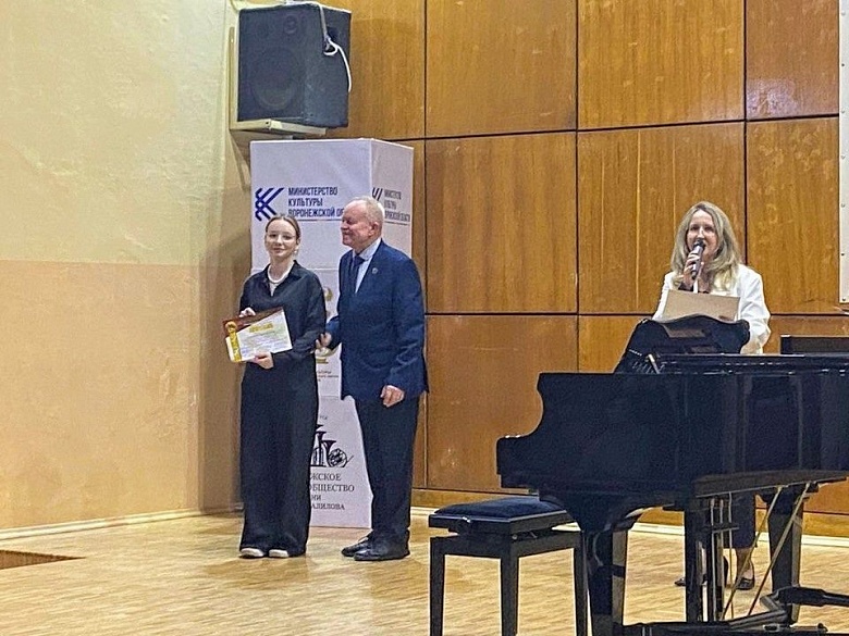 ВИРТУОЗЫ ЧЕРНОЗЕМЬЯ