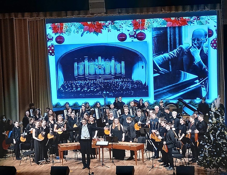 Оркестр народных инструментов "Русские фрески"
