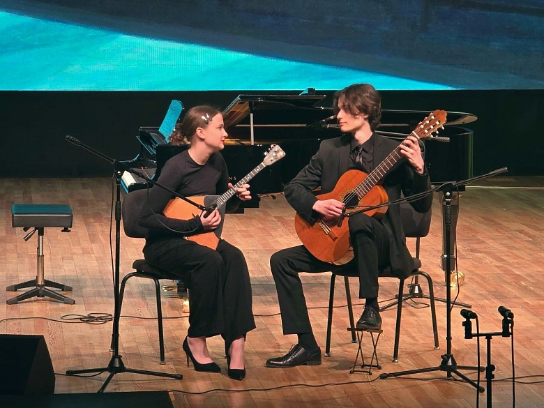 ЕЛКИ-БАЛАЛАЙКИ